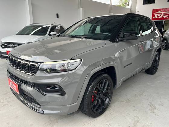 JEEP COMPASS 2.0 HURRICANE 4 TURBO GASOLINA BLACKHAWK AT9 JEEP COMPASS 2.0 HURRICANE 4 TURBO GASOLINA BLACKHAWK AT9